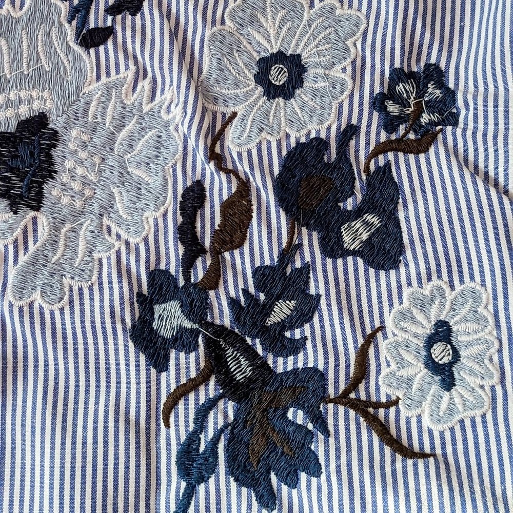 Zara Trafaluc Embroidered Blouse  Size Small